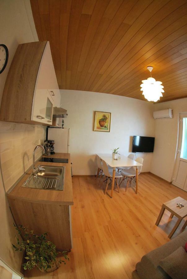 מאקרסקה Apartman Ruzica מראה חיצוני תמונה